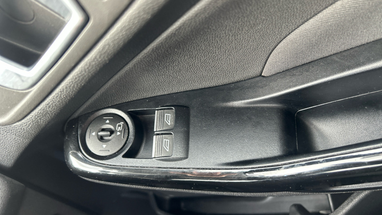 Ford Fiesta 1.0 EcoBoost Titanium 5dr Petrol Hatchback